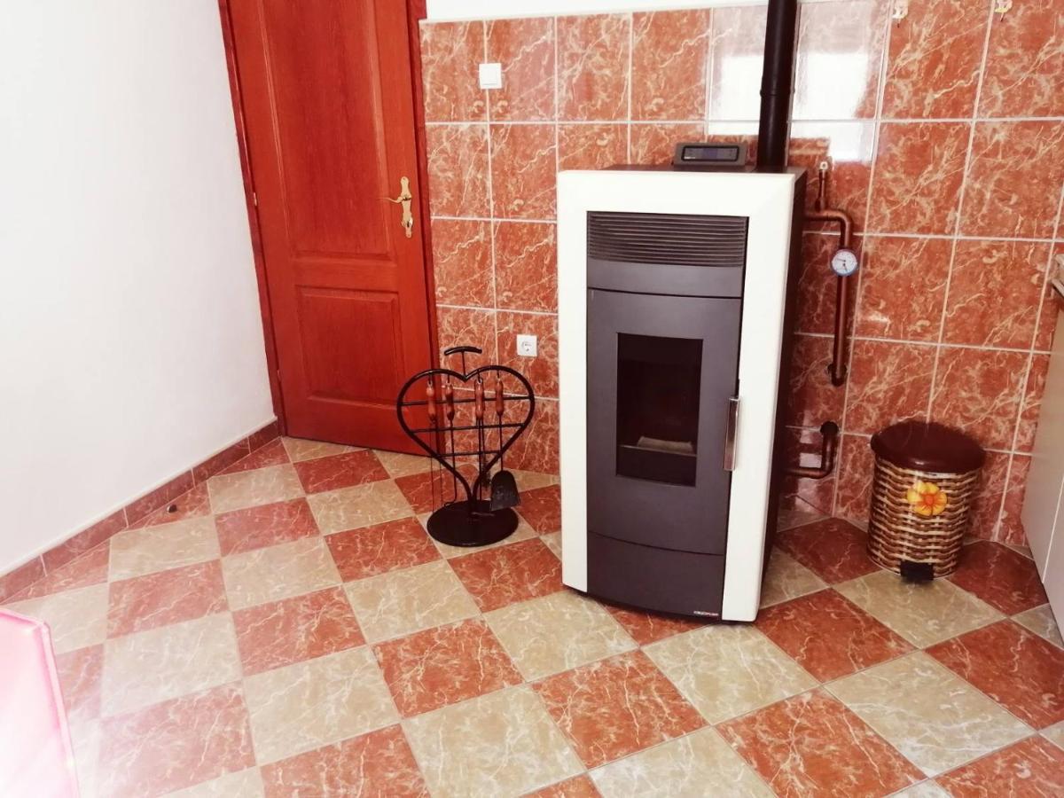 Nemanja Daire Trebin Dış mekan fotoğraf